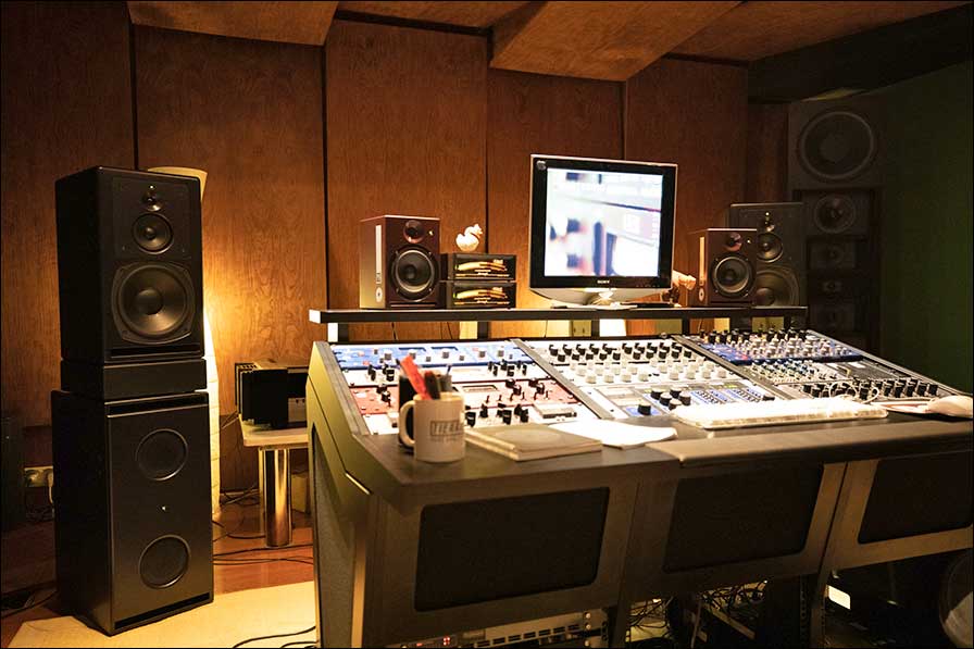 Monitor-Lösungen von PSI Audio für den Latin-Grammy-Gewinner Caco Refojo.