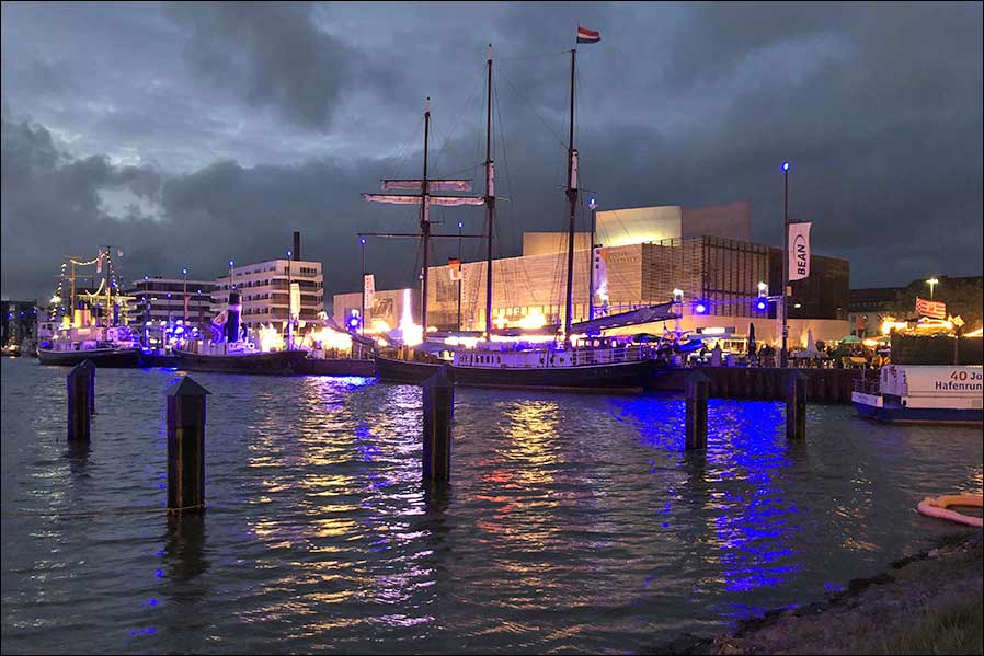 40 Jahre Hafenrundfahrt - ein Fest in Bremerhaven mit AVM und Cameo