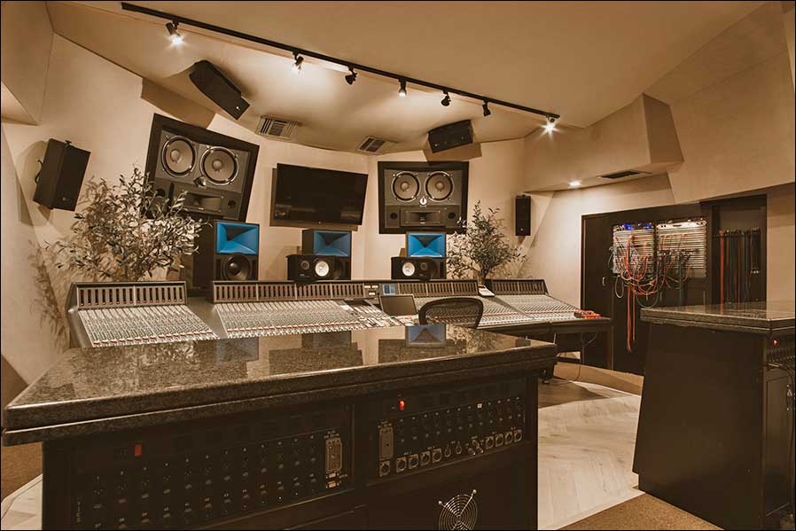 Das Studio 3 in den Larrabee Studios mit Bluehorn (Foto: Michael Pieters).
