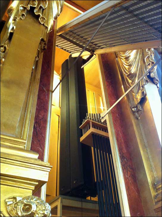 Meyer Sound CAL-Lautsprecher im Goldenen Saal des Musikvereins Wien