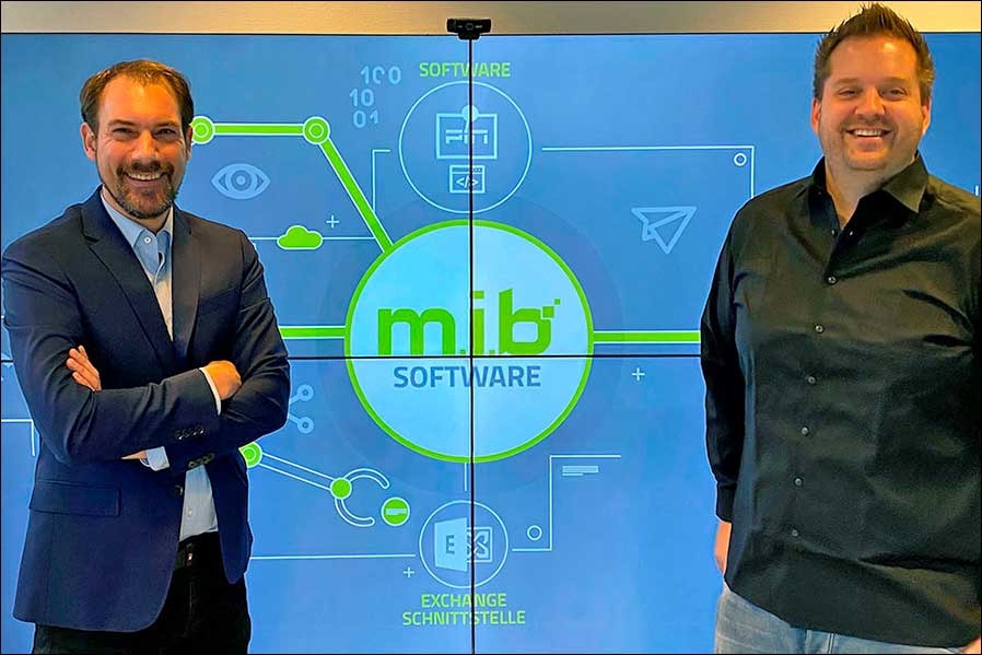 Froh über die neue Marke an Board: Geschäftsführer Jörg Preuss (links) und Sebastian Meiners von m.i.b.