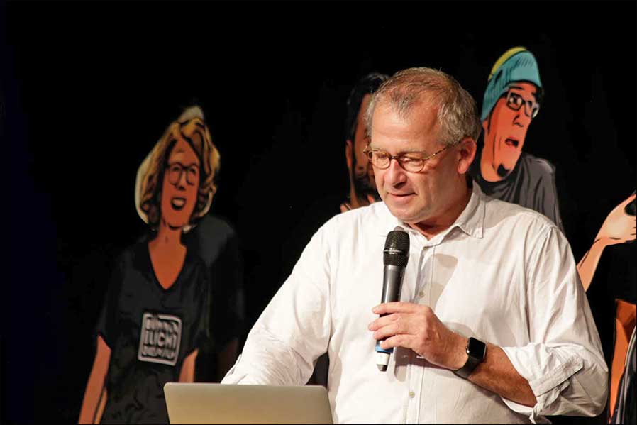 Hubert Eckart, Geschäftsführer der DTHG, eröffnete die Veranstaltung