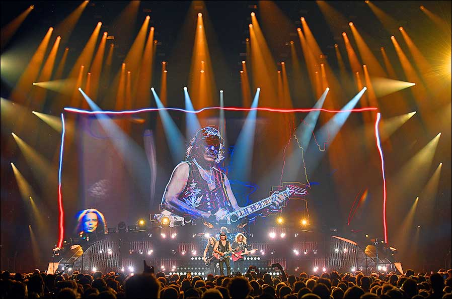 Bei den Scorpions steht ROBE im Rider: Bilder von "Rock Believer"-Welttournee (Fotos: Stephan Kwiecinski)
