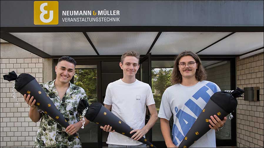 Willkommen bei N&M in Frankfurt: Die Auszubildenden Finn Azap (links), Tim Burgwinkel und Linus Schröder (Foto: N&M)