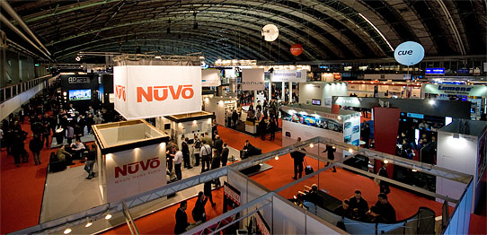Die Halle 1 der ISE von oben.