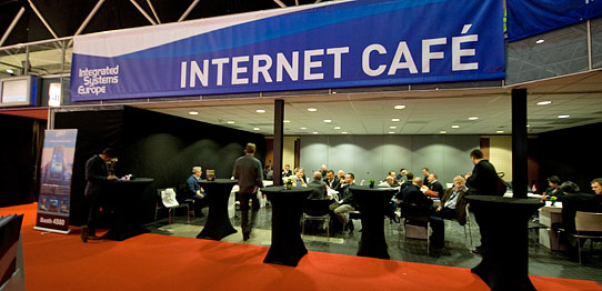 Das sogenannte Internet Café auf der ISE 2012.