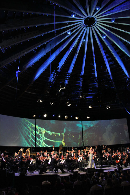 "Cinema in Concert" 2011 mit LUXAV auf DieReferenz.de