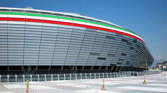 Juventus Stadion mit RCF-Tontechnik auf DieReferenz.de