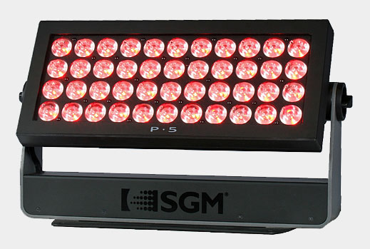 exposive setzt auf SGM P-5 LED-Scheinwerfer