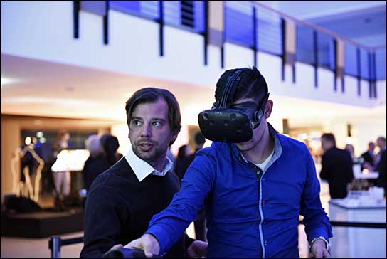 VR-Brillen spielten eine große Rolle bei der Eröffnungsfeier (Fotos: Matthias Hoffmann).