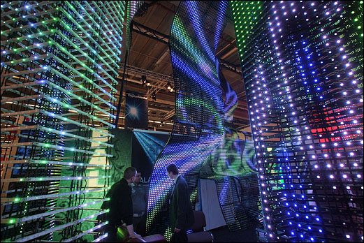 Prolight + Sound 2011 Halle LED-Vorhang