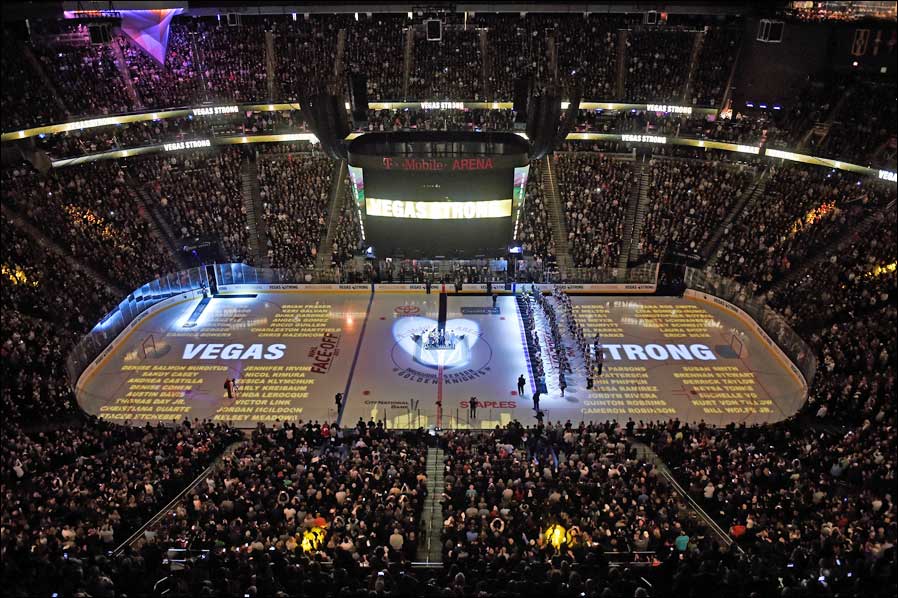 Projection-Mapping auf das Eis bei den Vegas Golden Knights