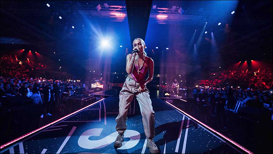 AMBION mit CODA Audio: Red Bull Soundclash 2019 (Foto: Dieserbobby/Red Bull Content Pool)