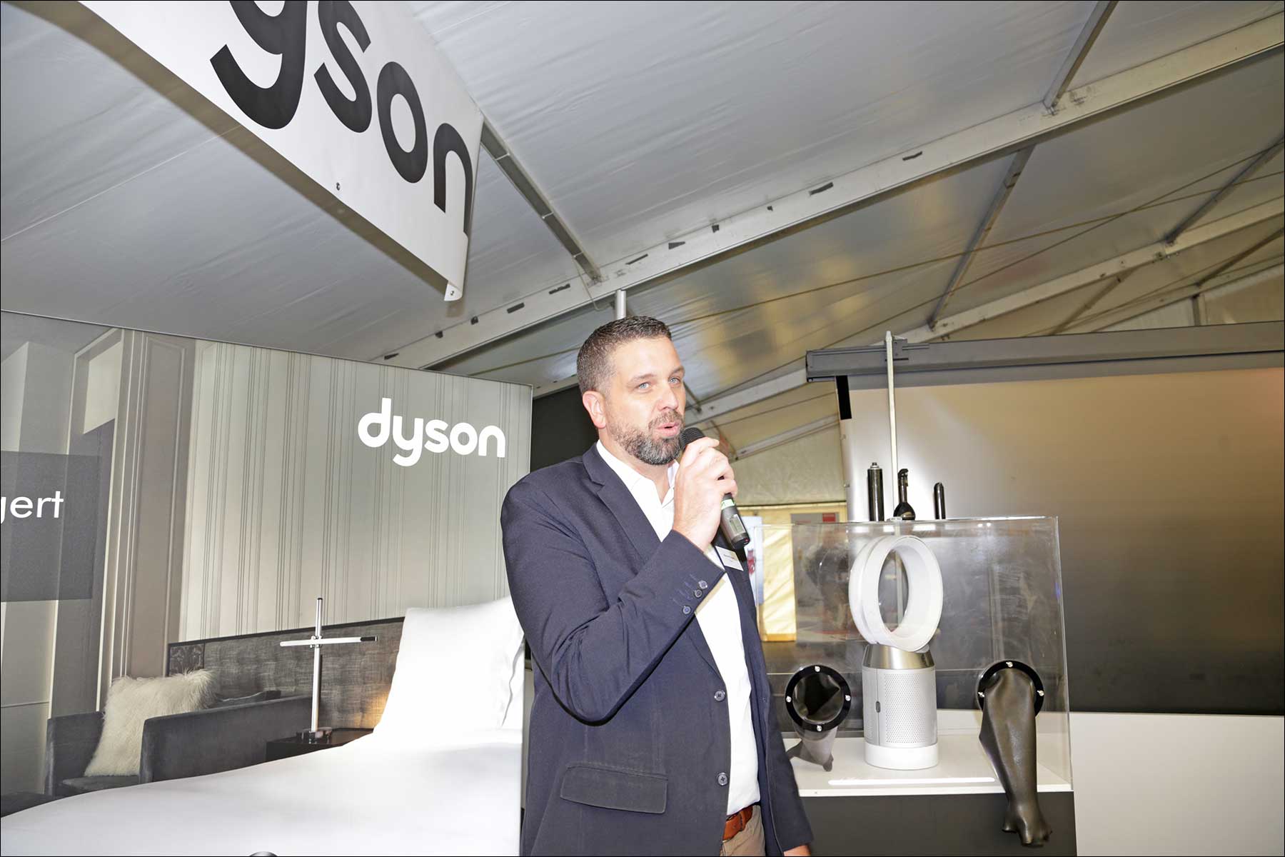 Manuel Ruppert von Dyson beim COMM-TEC S14 Solutions Day 2018