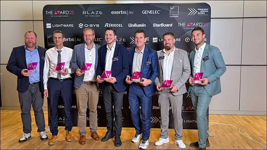 Das Team von ELA PRO bei der Preisverleihung in Hamburg (Foto: ELA PRO)
