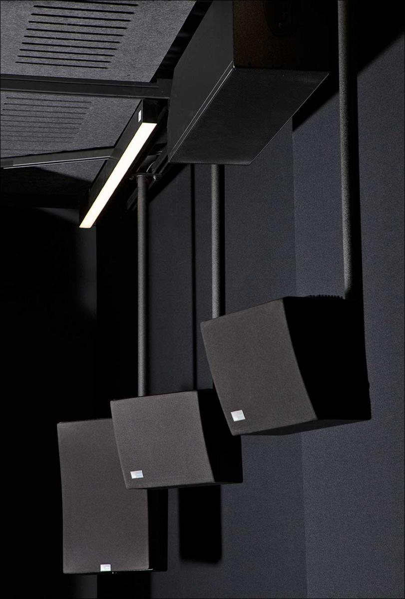 Meyer Sound Ultra Reflex: Der Ton wird vom LED-Display reflektiert