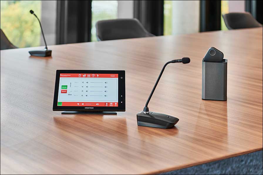 Benutzerfreundliche Steuerung der Medientechnik per Touchpanel