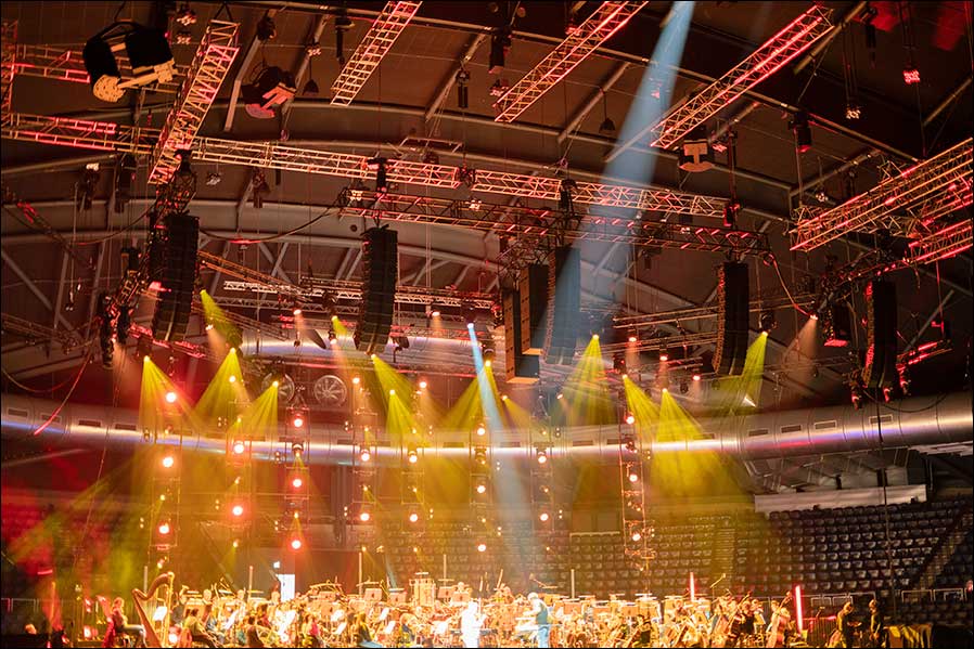 Der Klang im ganzen Raum: „Pop meets Classic“ mit L-ISA von L-Acoustics und zactrack-Tracking-System (Fotos: Groh-P.A.).