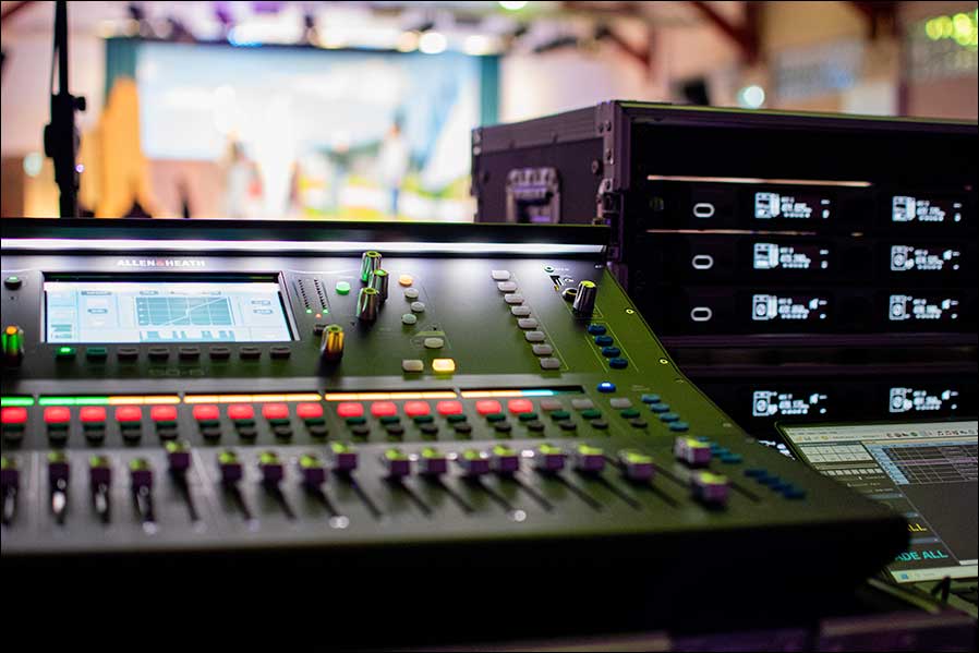Allen & Heath SQ6 bei der Theaterspielgemeinschaft Lorsch (Fotos: MR Products Ton- und Lichttechnik GmbH)