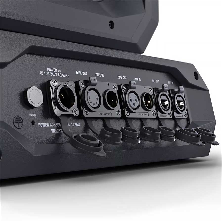 Jetzt neu und sofort lieferbar: Cameo OPUS X4 IP (Fotos: Adam Hall Group)