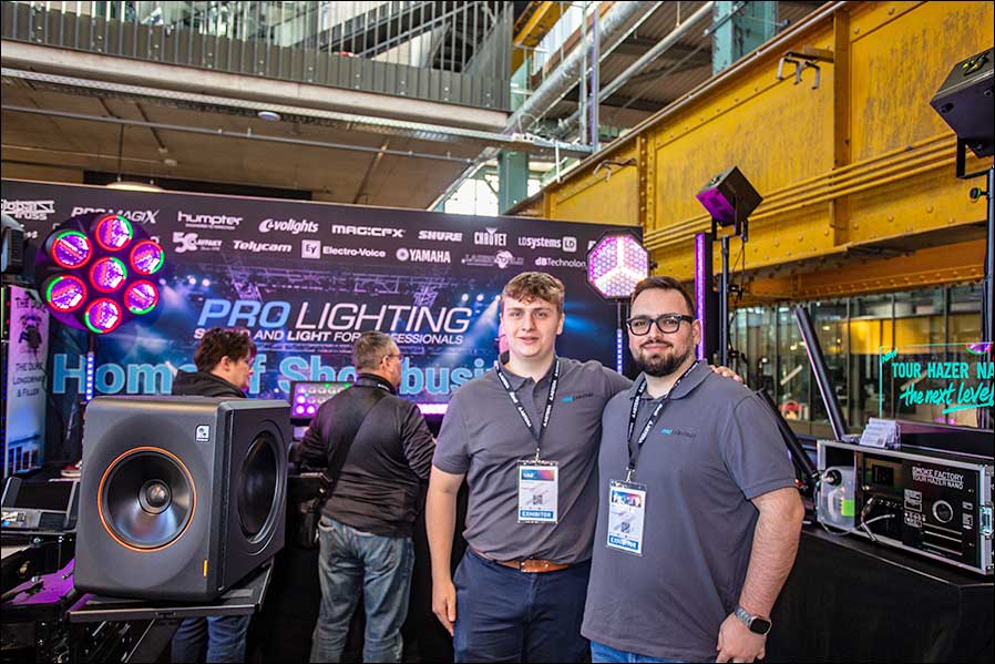 LEaT X 2026:  Max Wittmann und Tomas Rachid von Pro Lighting (Foto: Tom Becker / DieReferenz)