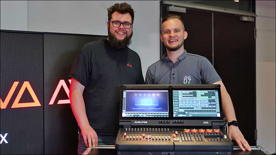 Jonas Trettin (links) von Elevayte mit Tim Ehm (Foto: Robe)