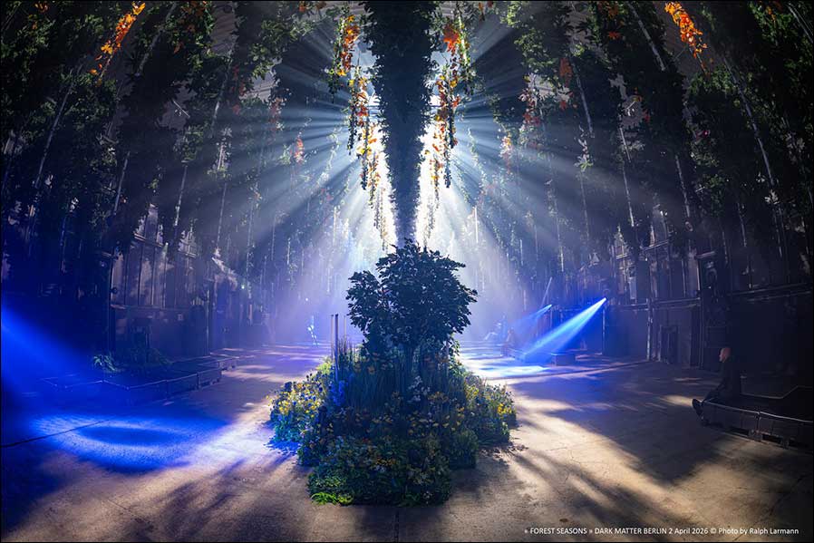 Die Forest Seasons erweitern Bauders „Dark Matter“-Welt Fotos: Ralph Larmann)