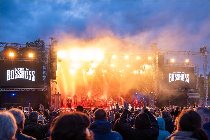 VIO von dBTechnologies mit The BossHoss in Ramstein (Fotos: dBTechnologies)