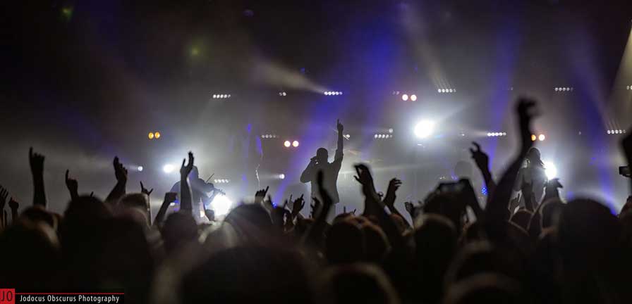 Schandmaul live mit ELATION ACL 360 Bars (Fotos: Jodocus Obscurus Photography)