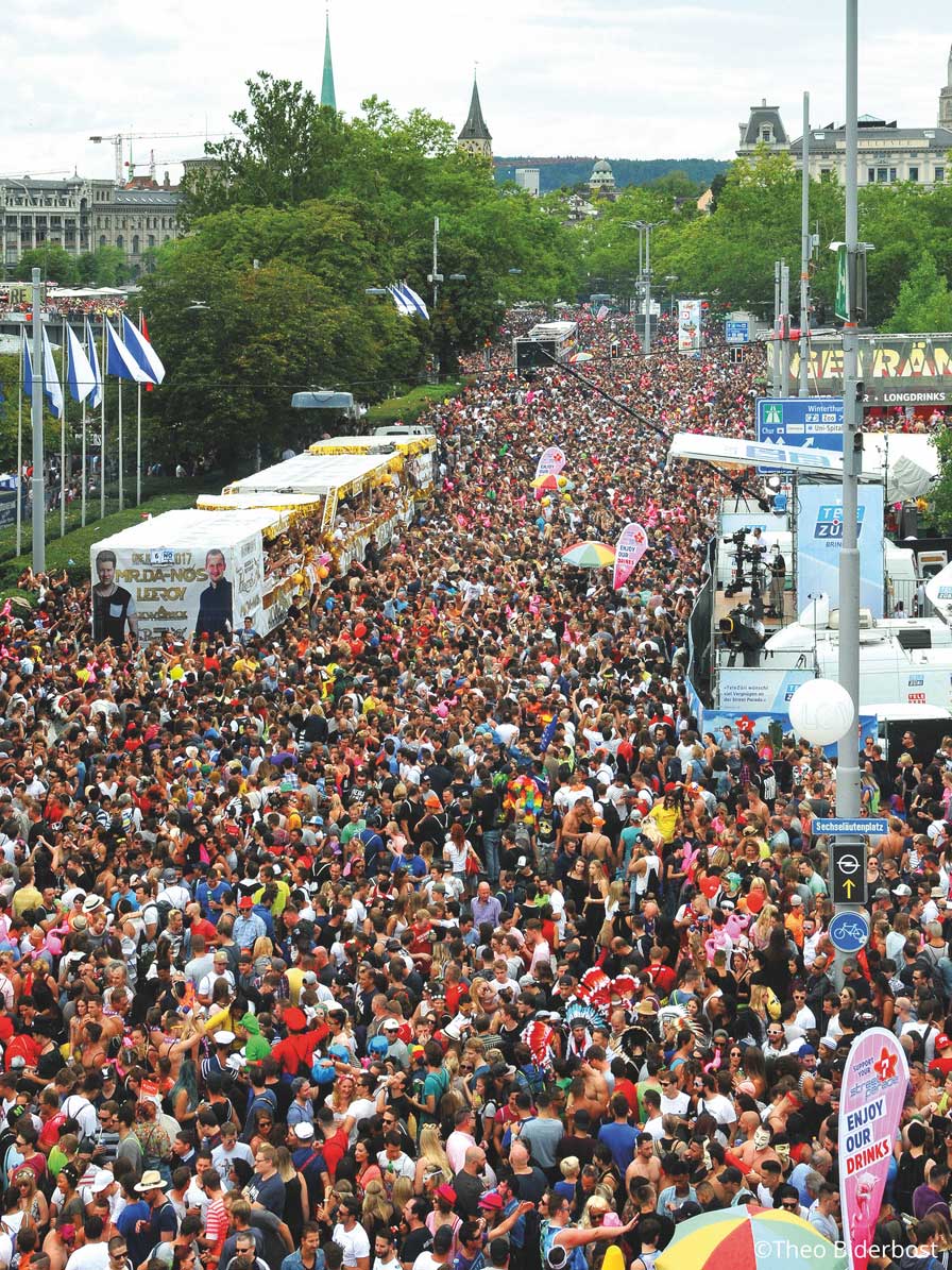 Die Street Parade (Foto: Theo Biderbost)