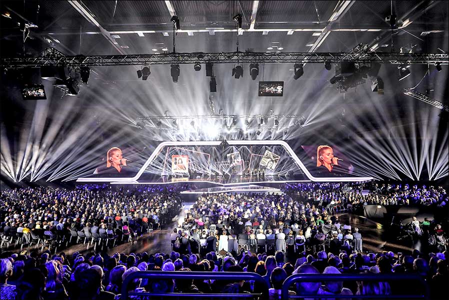 Mit viel Licht von Robe: Die Goldene Henne 2018 (Fotos: Carsten Jäckel)