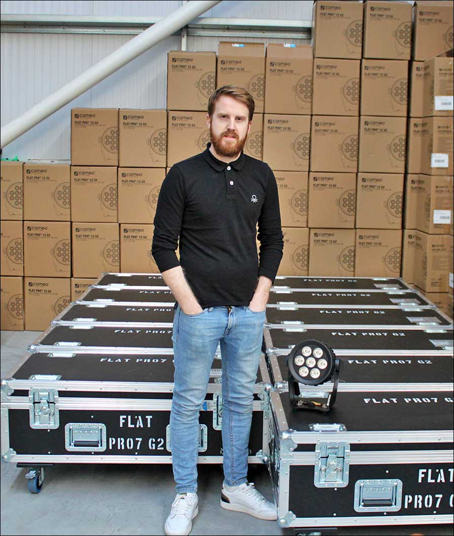 Luke Merrilees, Managing Director von Niclen UK, setzt auf die FLAT PRO G2-Serie von Cameo.