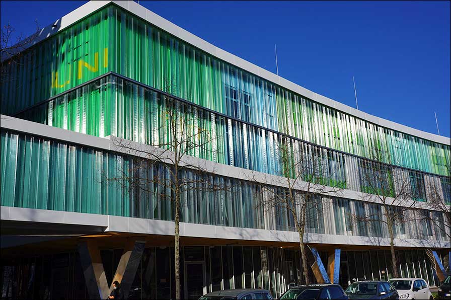 Hier wurde in neues Licht investiert: Filmuniversität Babelsberg KONRAD WOLF