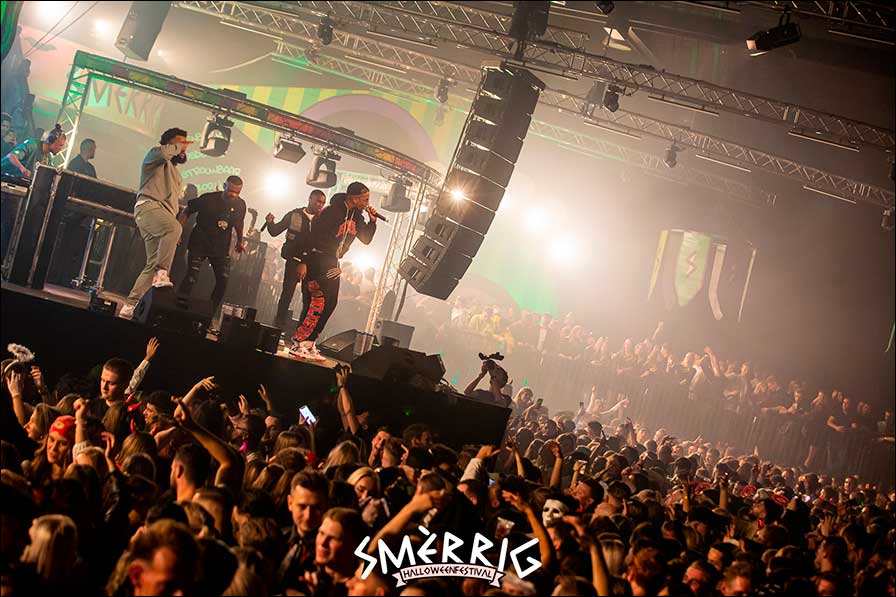 Das Smèrrig Halloween Festival 2021 mit 11.000 Fans und Sound von RCF. Eingesetzt von Ultrasound Productions (Fotos: Smèrrig Festival).