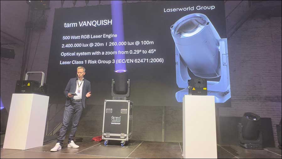 Martin Werner, CEO der tarm AG, bei der Markteinführung des tarn VANQUISH (Foto: Laserworld)