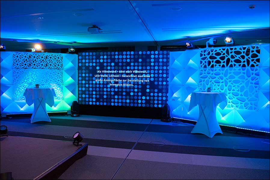 "LED us entertain you" – Infotainment bei GAHRENS + BATTERMANN