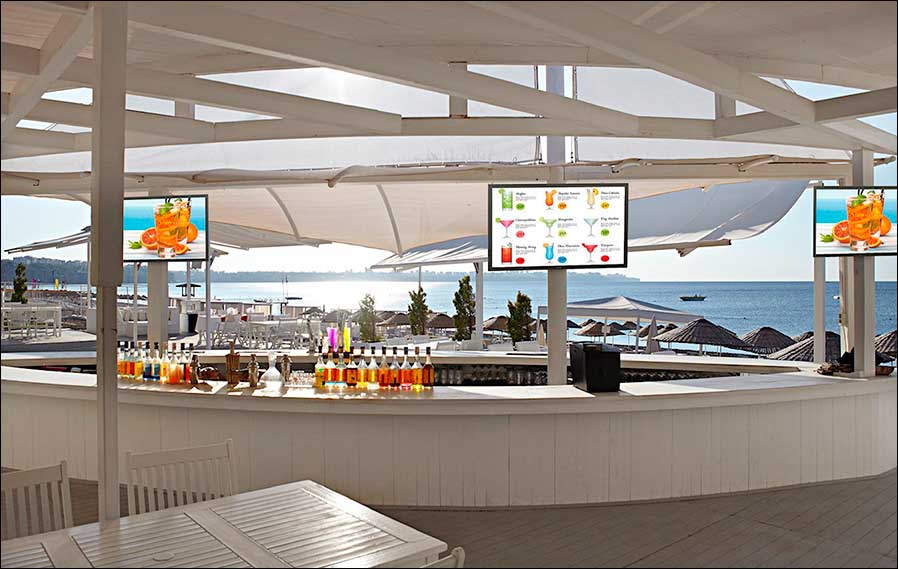 UltraView-UHD-Outdoor-Fernseher von Peerless-AV