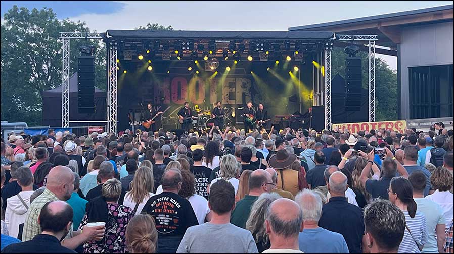The Hooters beim Konzert im Ederblickzentrum (Fotos: Jörn Bänfer / Bänfer Veranstaltungstechnik).