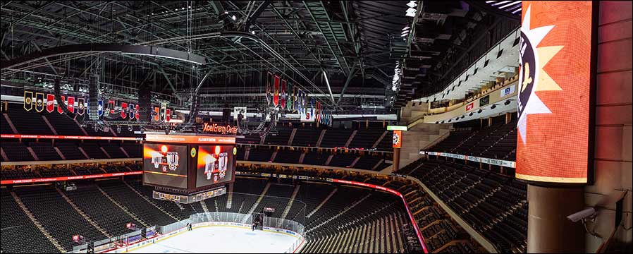 Meyer Sound PANTHER, Xcel Energy Center, Saint Paul, c Luke Schmidt