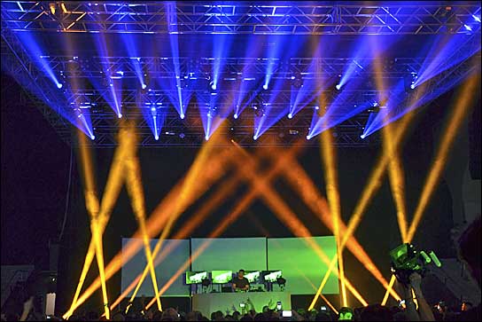 Mit Clay Paky auf Tour: Fritz Kalkbrenner