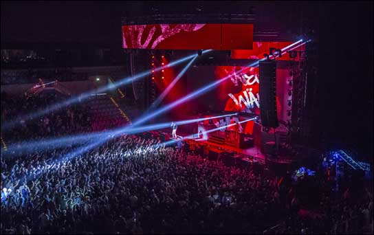 Sido auf seiner "SIDO VI" Tour in der SAP-Arena Mannheim (Foto: Ralph Larmann).