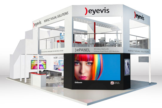 Zweistöckig und kaum zu übersehen: Der Eyevis-Stand auf der ISE