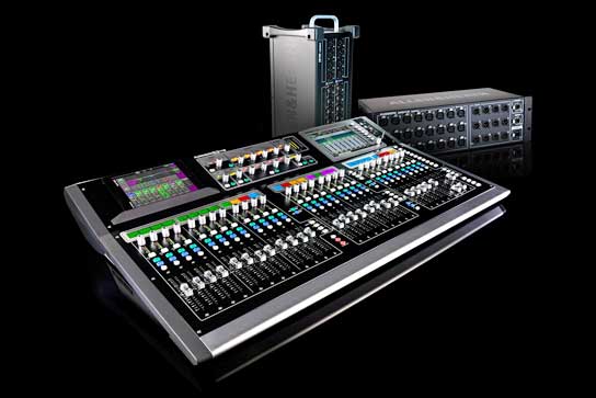 Pult mit Rack im neuen Stil: Allen & Heath 2015