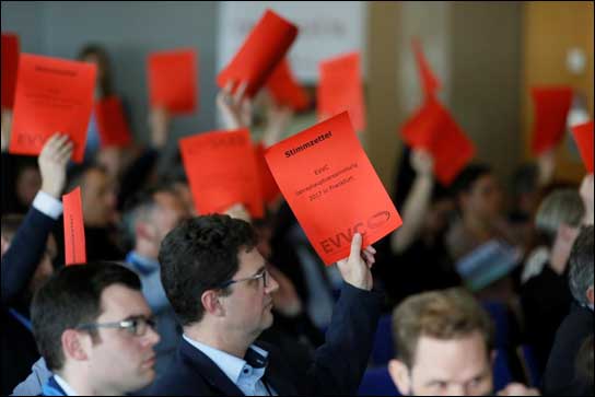 Gut besucht: Die Jahreshauptversammlung 2017 des EVVC im Rahmen der Prolight + Sound.