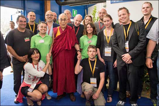Die Crew des Dalai Lama