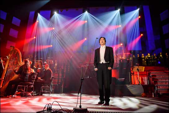 Mit 6.000 Besuchern machte "Pop Meets Classic" im zehnten Jahr die Braunschweiger Volkswagen Halle voll (Fotos: Kerstin Lautenbach).