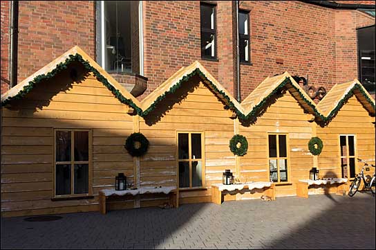 In der Weihnachtsstadt Ahaus wurde eine 5-Zonen-Beschallung mit MASK-Lautsprechern installiert.