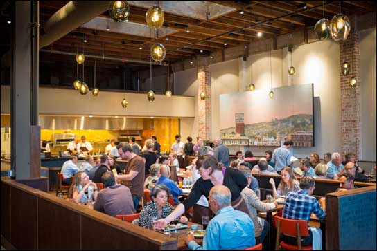 Constellation im Restaurant: Meyer Sound in Berkeleys The Advocate; Foto: Charlie Villyard.