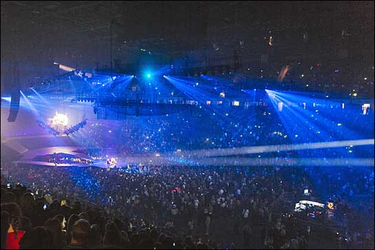 Auf seiner Purpose Tour hat Justin Bieber mit LEO, LYON die ganze Meyer-Sound-LEO-Family dabei (Fotos: Andrew Benge).