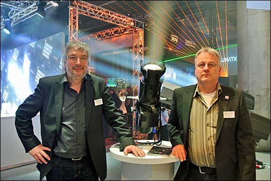 Sie haben in 18 Monaten über 1.000 Source-Four-LED-Scheinwerfer verkauft: Andreas Kurth und Martin Wickel von Trendco.